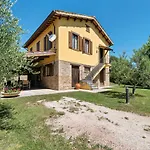 Villa In Piandimeleto With Pool & Sauna *