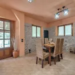 Villa In Piandimeleto With Pool & Sauna * Piandimeleto