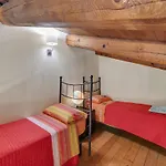 Villa In Piandimeleto With Pool & Sauna
