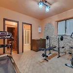 Villa In Piandimeleto With Pool & Sauna Piandimeleto